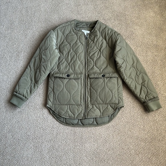 296M NWT And Now This Women's Reversible Quilted Short Jacket - Size: XS - Picture 2 of 6